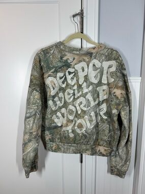 Deeper Well World Tour Camo Sweatshirt Kacey Musgraves sz Medium official merch